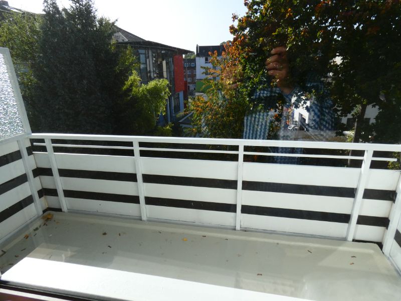 3 Raum-Erdgeschoss-Wohnung mit Balkon! Innenstadtlage - Photo 2