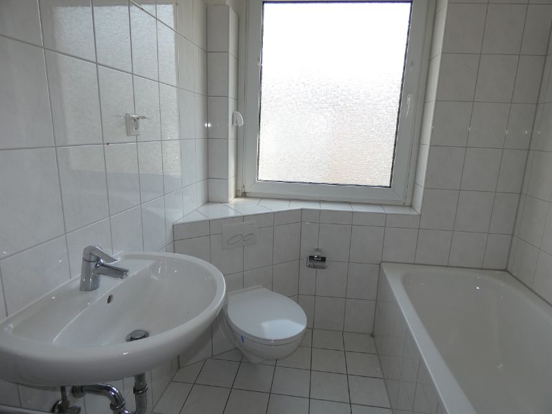 Moderne 2-Zimmer-Wohnung mit wunderschönem Balkon! - Photo 4