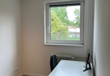 Halbes Zimmer