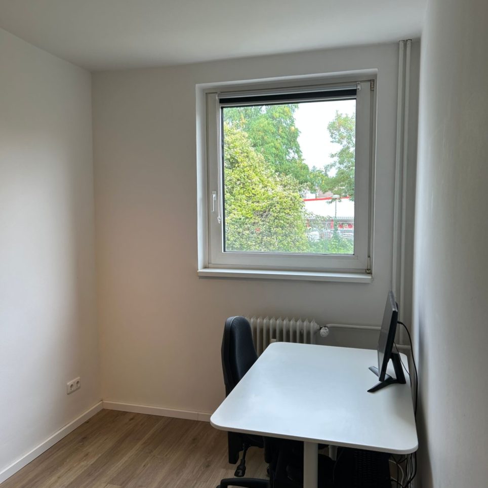 Halbes Zimmer