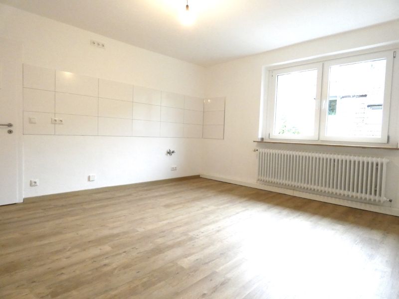 *** Moderne 3-Zi-Altbauwohnung in beliebter Lage von Essen-Holsterhausen *** - Photo 2
