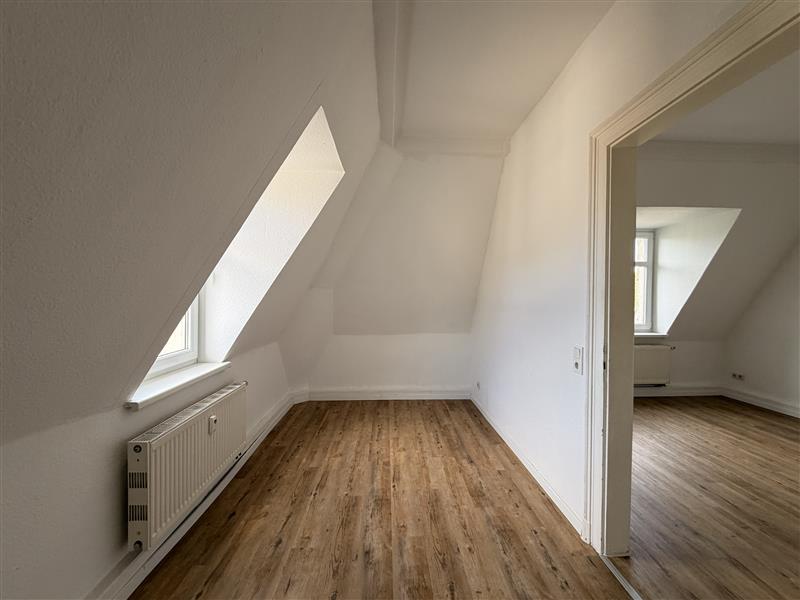 Dachgeschoss sucht sucht noch dieses Jahr einen neuen Mieter! - Foto 5