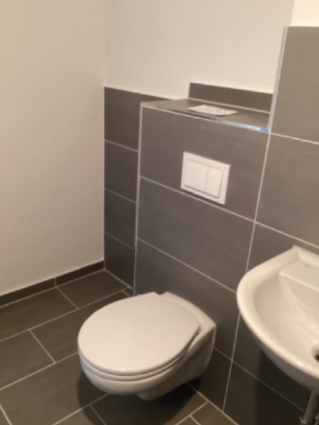 Helle Erdgeschosswohnung mit Terrasse im Herzen von Lankwitz ! - Photo 4
