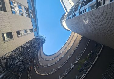 تصویر Quadratisch kann ja jeder...!