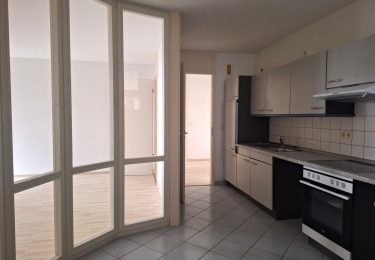 تصویر Gepflegte Sie mit schönen Rundungen - ab sofort, mit EBK und Stellplatz!