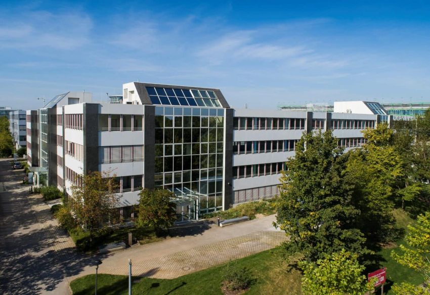 Fassade modernes Bürogebäude