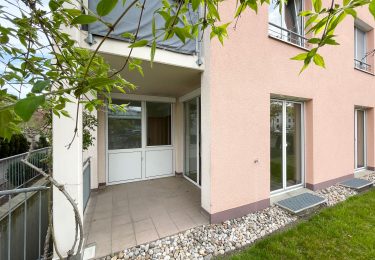 Terrasse mit Grünanteil
