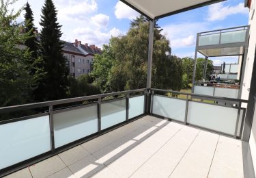 MUSTERBILD Balkon