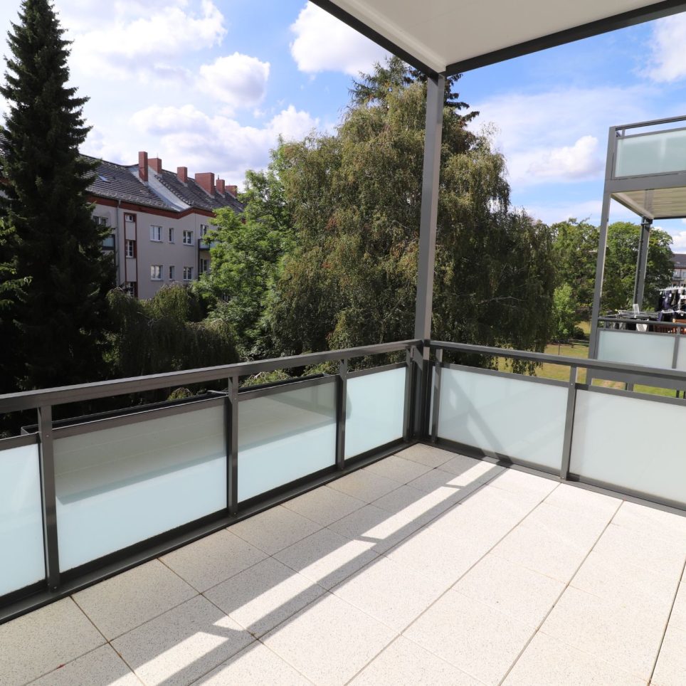 MUSTERBILD Balkon