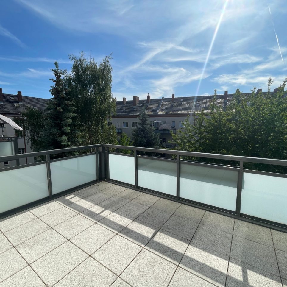 MUSTERBILD Balkon