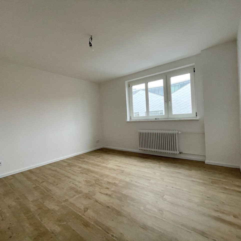 MUSTERBILD helle Räume mit Designboden