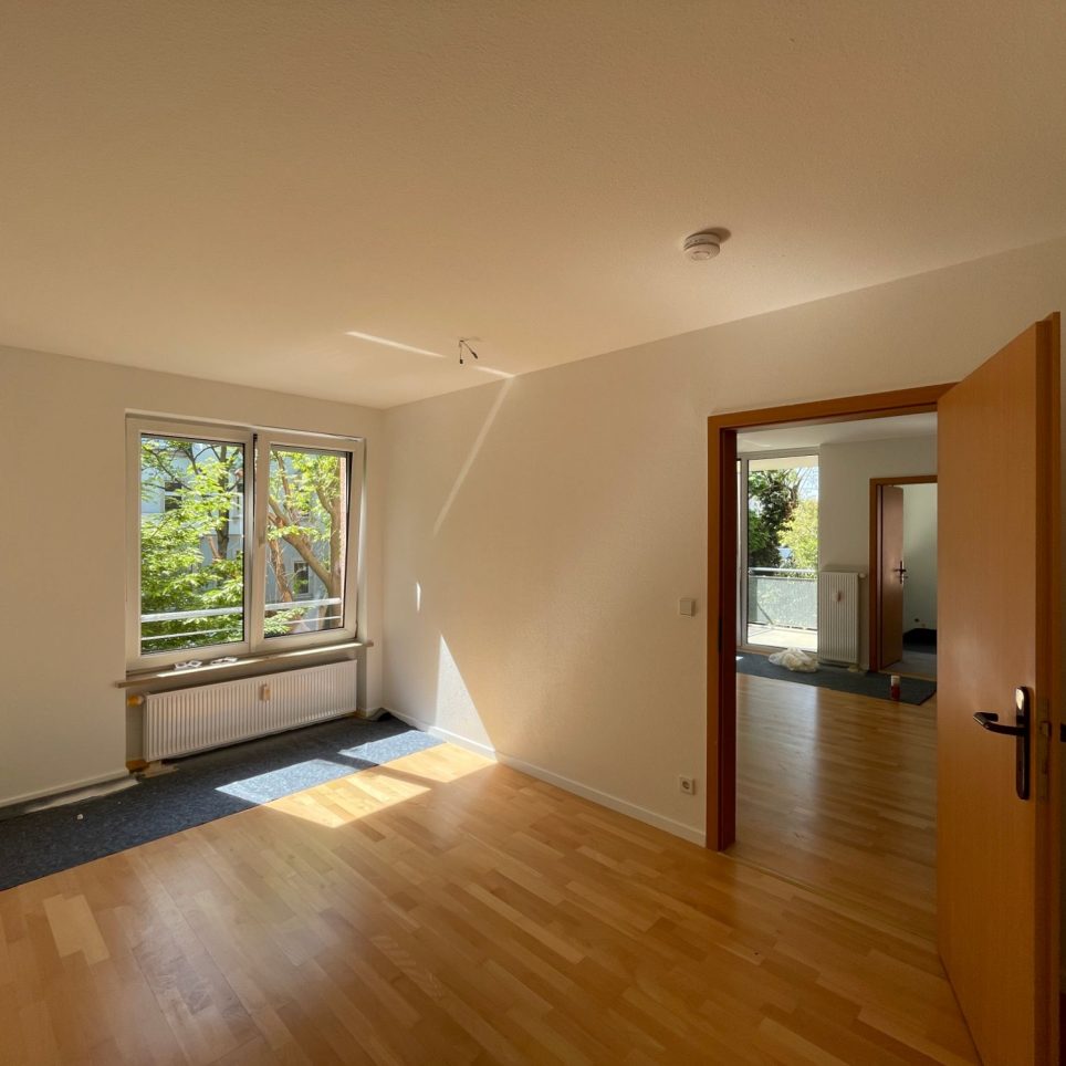 Schlafzimmer (Zugang vom Wohnzimmer)