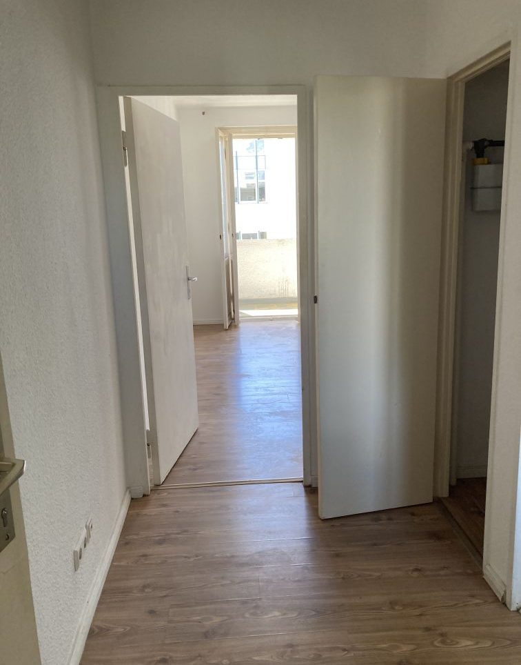 Diele aktuell (alter Boden)