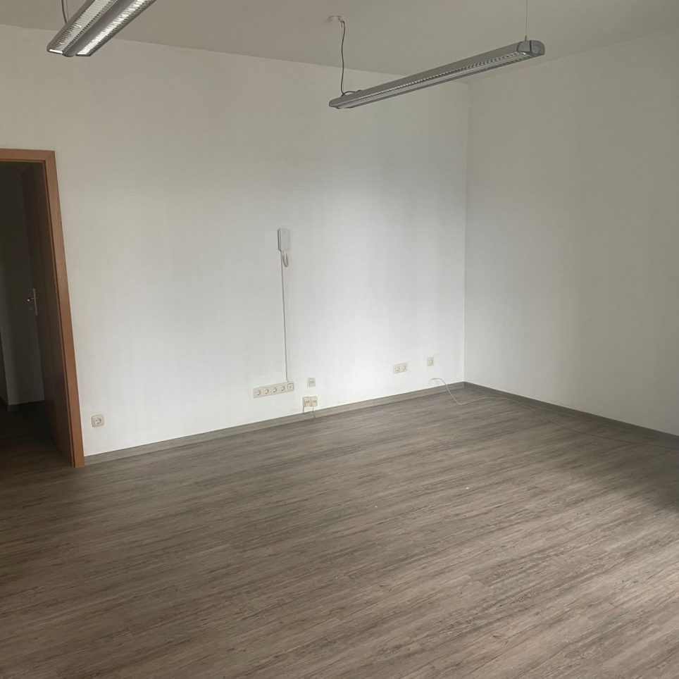 Büro 1