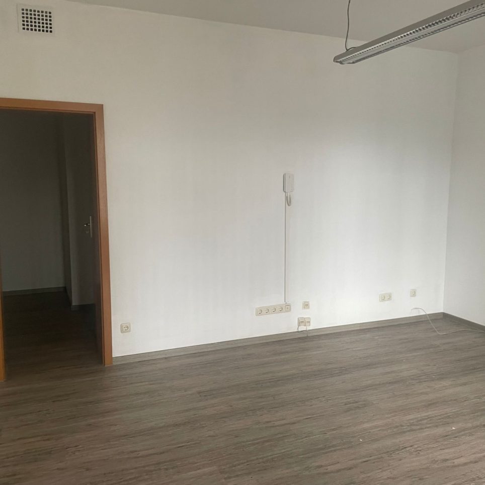 Büro 1