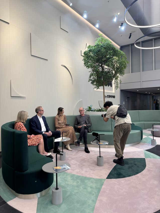 Interview bei der Vernissage im ICON by Covivio