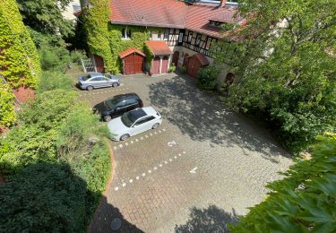 Hof-/Außenstellplätze