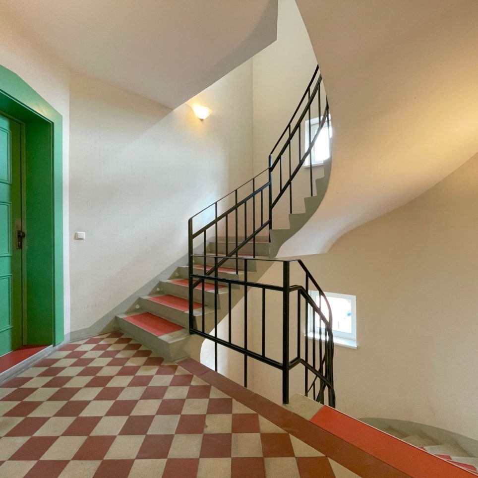 Gepflegtes Treppenhaus