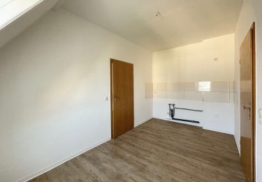 Küche mit Fliesenspiegel
