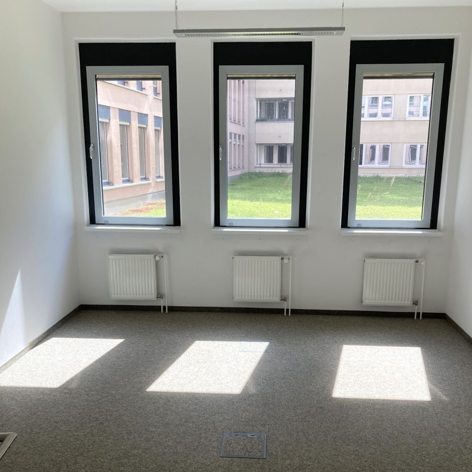 hofseitiges Büro (Muster)