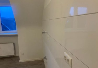 neuer Fliesenspiegel