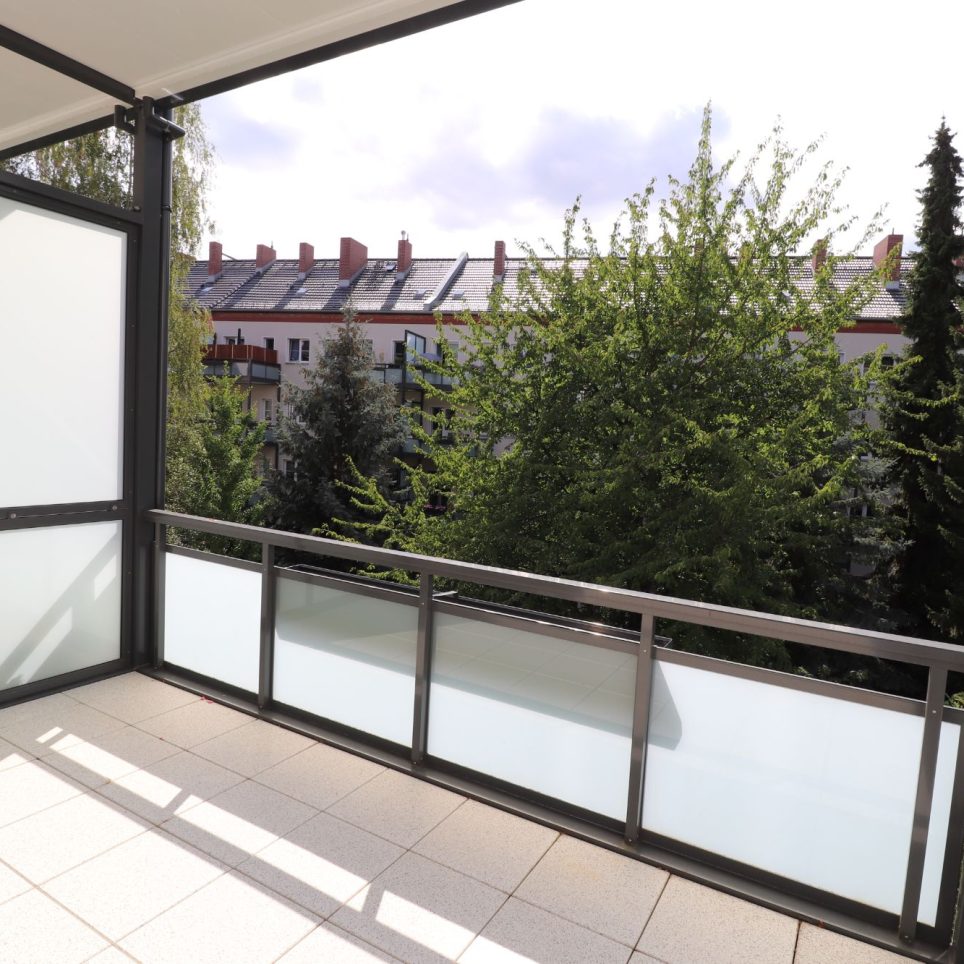 MUSTERBILD Balkon