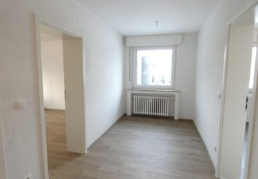 Essbereich vor der Küche, Musterfoto