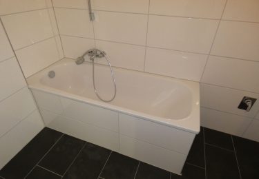 Bad, Wannenbereich, Musterfoto