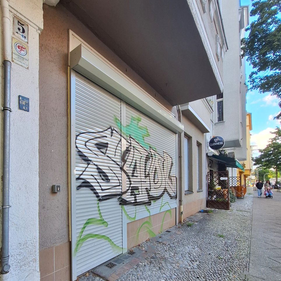 straßenseitige Rollläden