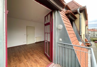 Balkon mit Blick ins Grüne - exemplarisch