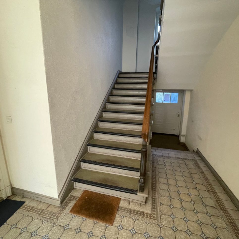 gepflegtes Treppenhaus