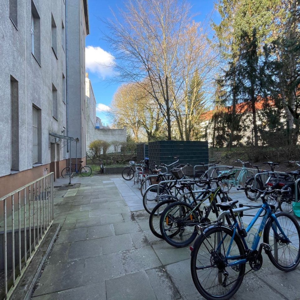 neu gestalteter Innenhof