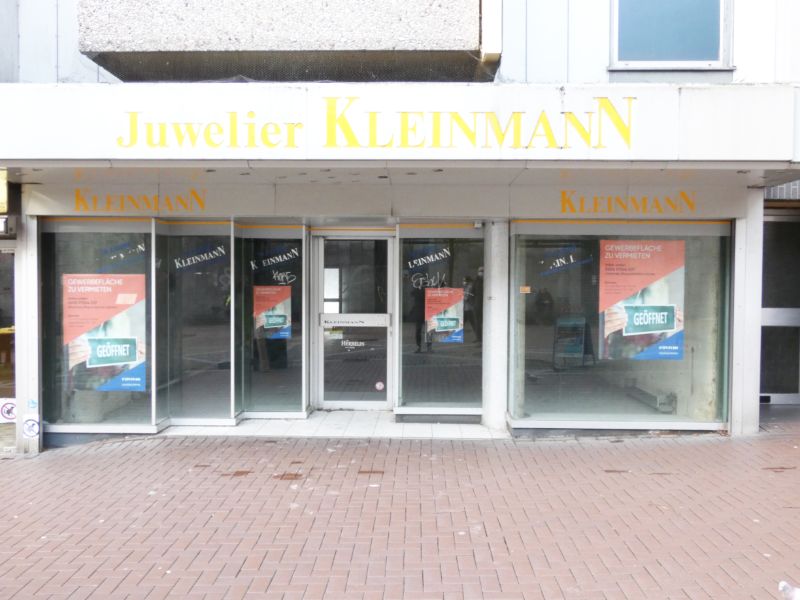 Repräsentative Schauerfensterfront!