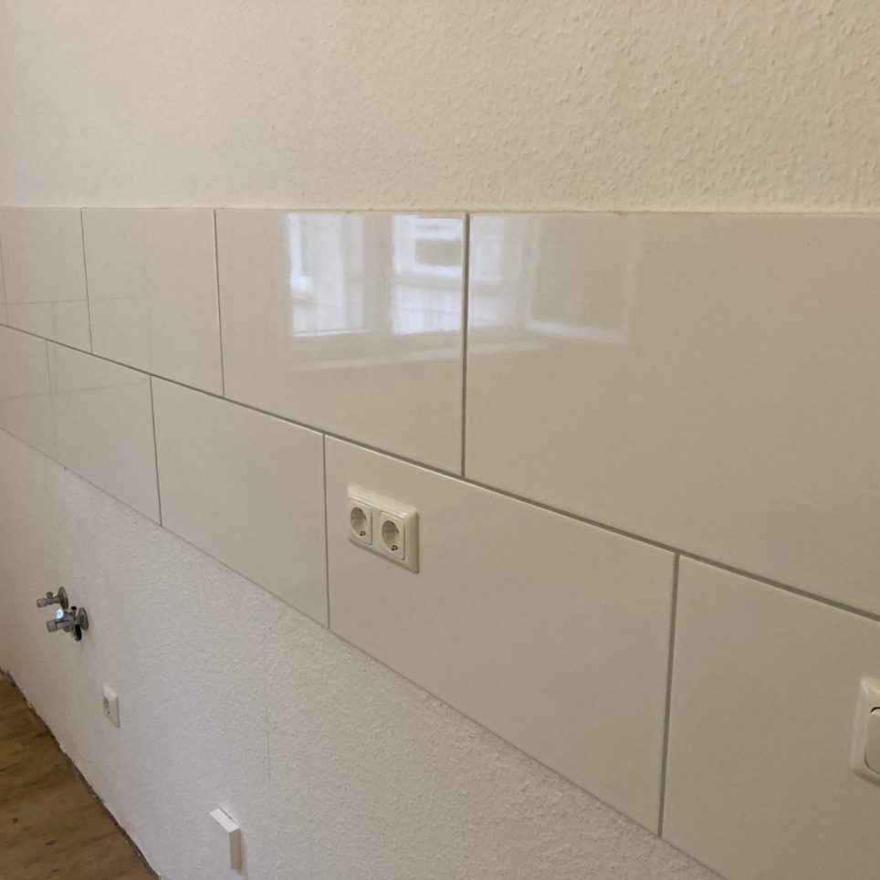 heller Fliesenspiegel