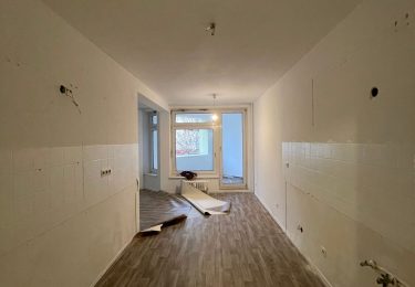 Küche (alter Fußboden)