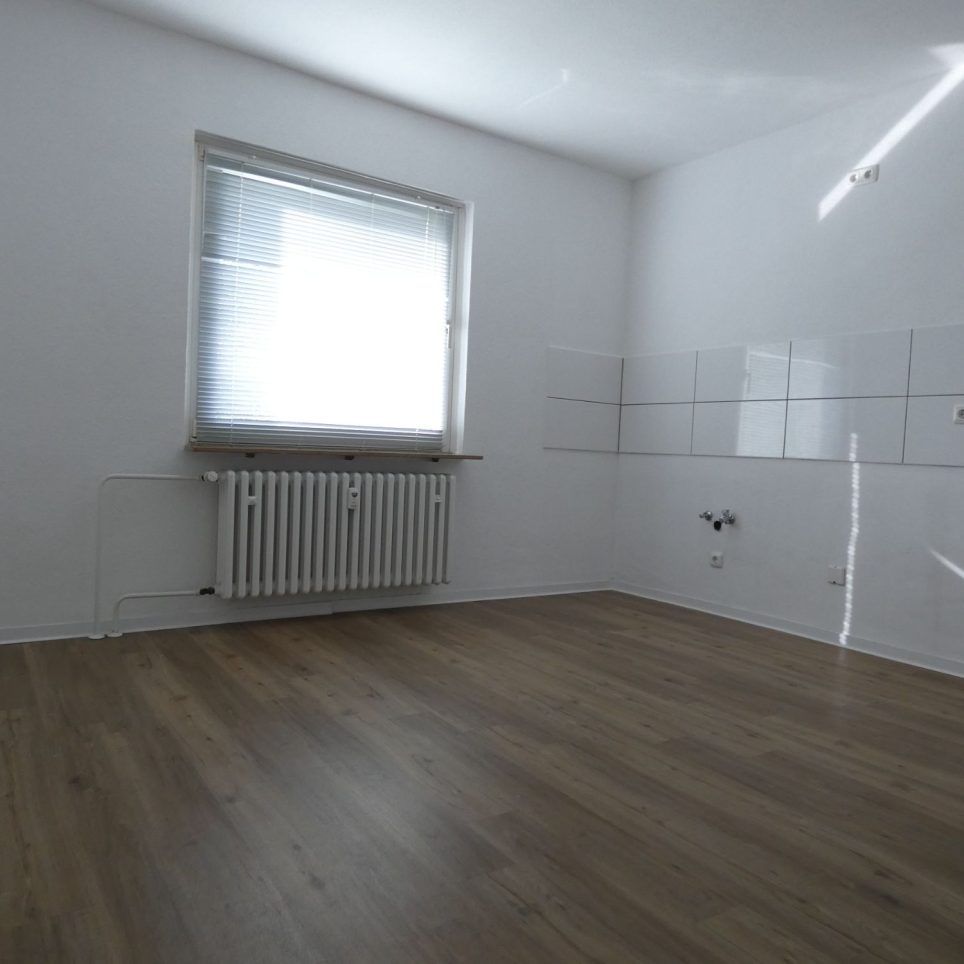 Beispielfoto Wohnzimmer mit Küchenzeile