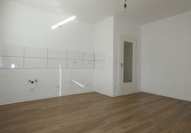 Beispielfoto Wohnzimmer mit Küchenzeile