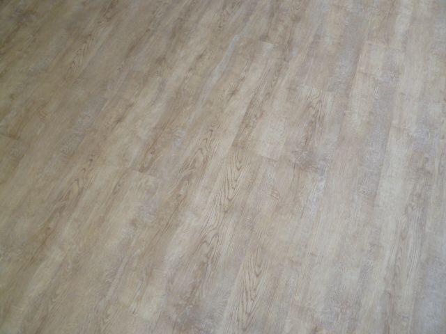 Musterfoto Designboden