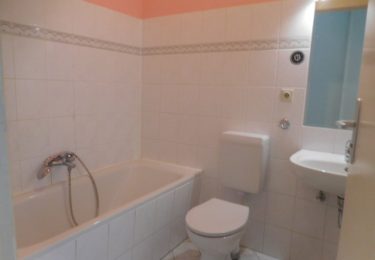 Beispielhaftes Badezimmer