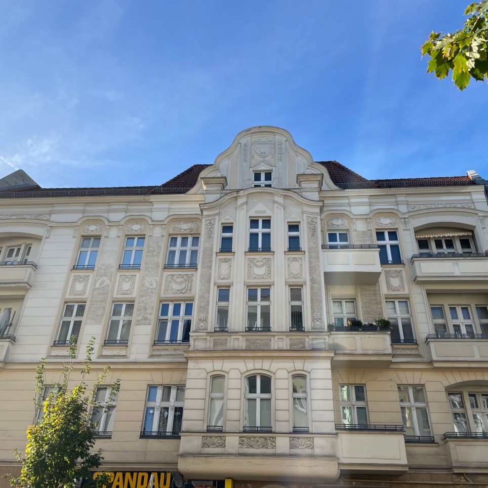 Gebäude